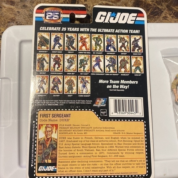 GI JOE Duke w/uncut file card 2007 25th anniversary - Picture 2 of 4